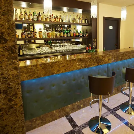 カリサーノ ホテル アルバ