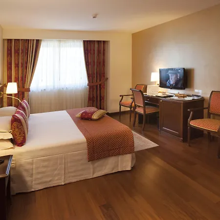 Calissano 4* Alba (Piedmont)