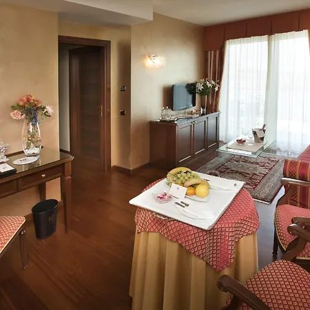 Hotell Calissano Alba (Piedmont)