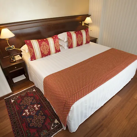 Hotell Calissano Alba (Piedmont)