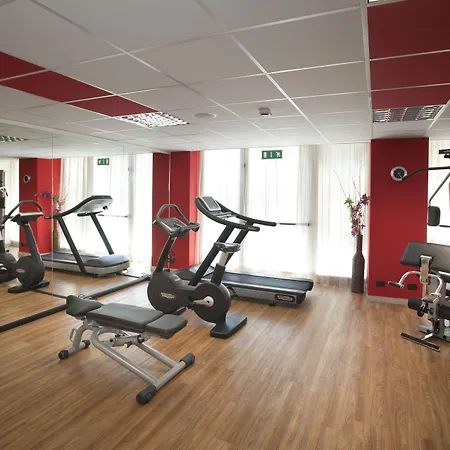 卡利萨诺酒店 4*