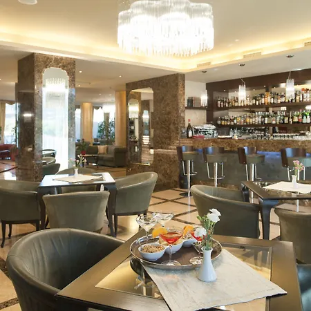 Hotell Calissano Alba (Piedmont)