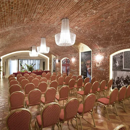 Calissano Hotel Alba (Piedmont)