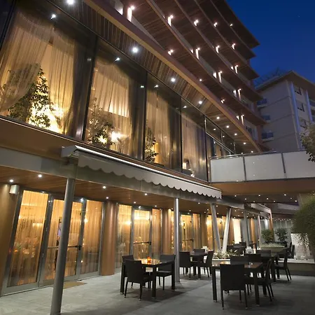 卡利萨诺酒店 酒店 阿尔巴