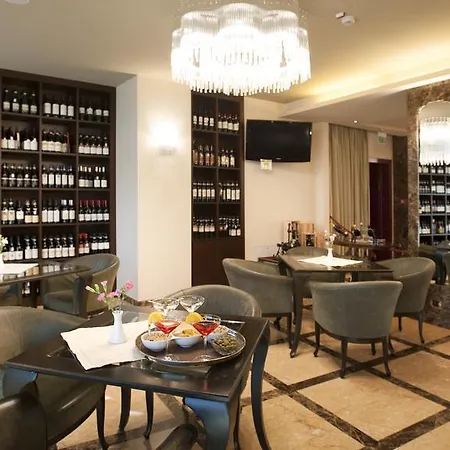 Hotell Calissano Alba (Piedmont)