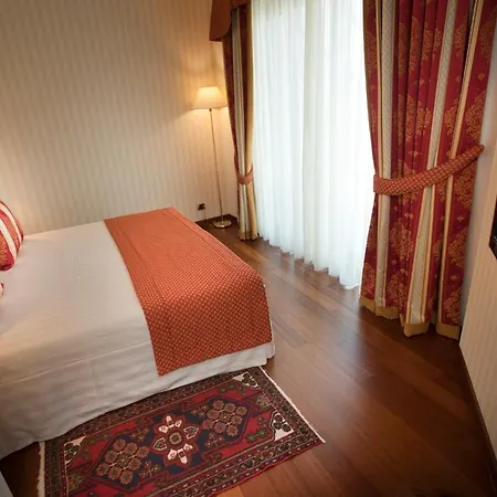 Calissano 4* Alba (Piedmont)