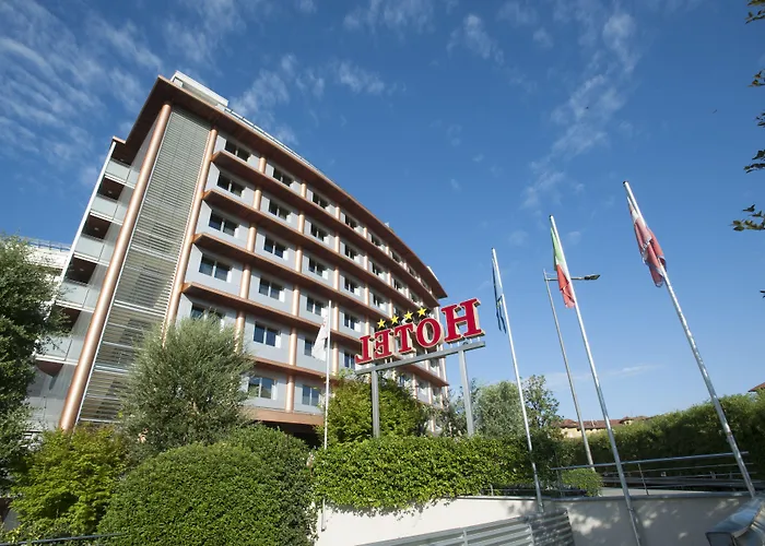 Calissano 4* Alba (Piedmont)