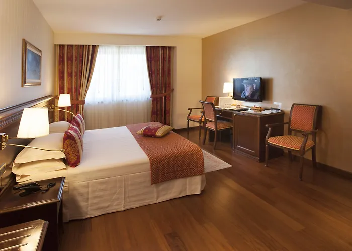 Calissano 4* Alba (Piedmont)