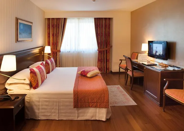 Hotel Calissano Alba (Piedmont)