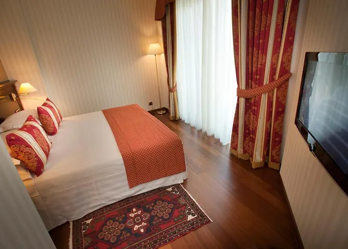 Calissano 4* Alba (Piedmont)